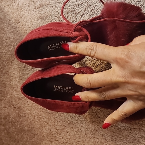 🎄🎄NWOT MICHAEL MICHAEL KORS OPEN TOE FUR HEELS - Picture 6 of 9